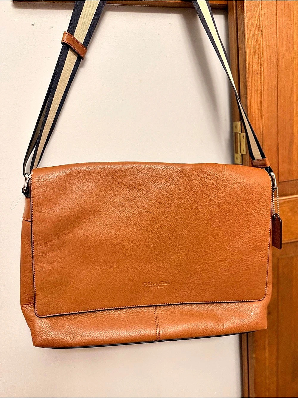 Coach Charles Leather Crossbody Bag in Brown & Black Guitar Strap Includes Hangt